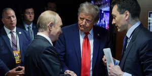 Ο Ντόναλντ Τραμπ και ο Βλαντιμίρ Πούτιν στην Αλάσκα