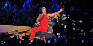 Ο Ρόμπι Γουίλιαμς στο Καλλιμάρμαρο