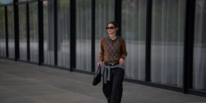 Από το παρελθόν στο σήμερα: Τα πουλόβερ με ρόμβους κάνουν το πιο στιλάτο comeback