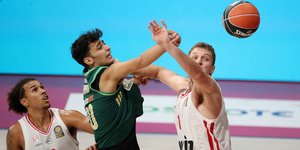 Τραυματίστηκε στη σύντομη παρουσία του στο ΣΕΦ ο Σαμοντούροβ