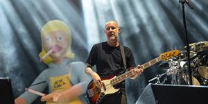 O μπασίστας των Limp Bizkit Sam Rivers