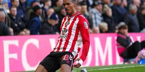 Η Σάντερλαντ «σόκαρε» την Τσέλσι με 2-1 μέσα στο Λονδίνο