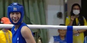 Γυναίκα πυγμάχος, που κατηγορείται ότι είναι άνδρας, έριξε με τη μία νοκ άουτ την αντίπαλό της