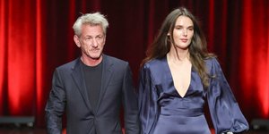 Ο Σον Πεν με την σύντροφό του Βαλέρια Νίκοφ