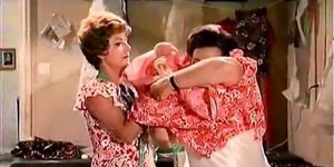 Σούζυ τρως, και ψεύδεσαι και τρως