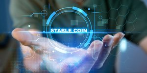 Σαρώνουν τα Stablecoins