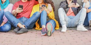 στο πεζοδρομια