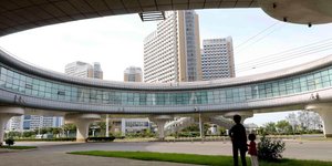 στρογγυλο κτιριο 