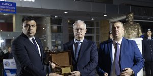 Ο ΠτΔ Κωνσταντίνος Τασούλας στα αποκαλυπτήρια της προτομής του αστυνομικού Γ. Λυγγερίδη