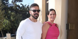 Ο Τριαντάφυλλος με τη σύζυγό του Δήμητρα Σιαμπάνη