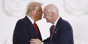 Ντόναλντ Τραμπ Τζιάνι Ινφαντίνο