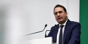 O Κώστας Τσουκαλάς