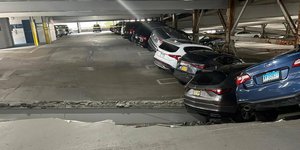 Κατέρρευσε όροφος parking και παγίδευσε 600 αυτοκίνητα -Πού συνέβη το απίστευτο περιστατικό
