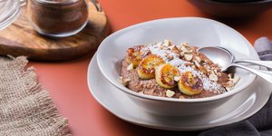 Χαλβάς με σοκολάτα και μπανάνα / Φωτογραφία: Shutterstock