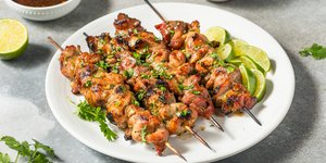 Χοιρινά σουβλάκια / Φωτογραφία: Shutterstock