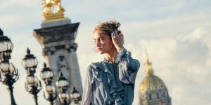 Tο φόρεμα από τα Zara που κοστίζει 20 ευρώ και μοιάζει ακριβό -Για το γραφείο και το ποτό