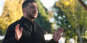 Βολοντίμιρ Ζελένσκι κάνει δηλώσεις