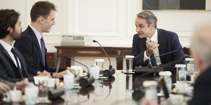 Από τη συνάντηση του Κυριάκου Μητσοτάκη με τον διευθύνοντα σύμβουλο της Mistral AI