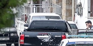 Βεντέτα στην Κρήτη: «Γαζωμένο» από σφαίρες το αγροτικό όχημα στα Βορίζια