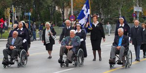 θύματα πολέμου παρέλαση