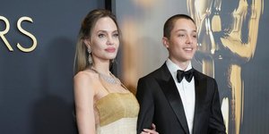 Η Αντζελίνα Τζολί με τον γιο της Νοξ σε δημόσια εμφάνιση το 2024 