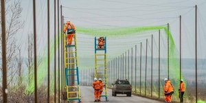 Ουκρανία: Απλώνουν δίχτυα πολλών χιλιομέτρων πάνω από τους δρόμους 