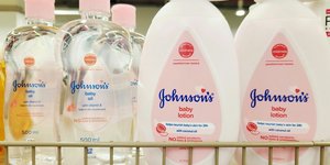 Baby oil/Φωτογραφία Unsplash 