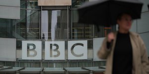 Δύσκολες ημέρες για το BBC