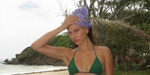 Η Χέιλι Μπίμπερ με μπικίνι/Φωτογραφία Instagram: Hailey Rhode Bieber