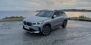 BMW iX1