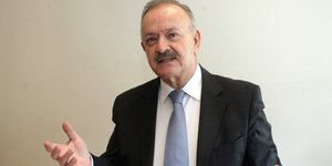 Δημήτρης Σταμάτης