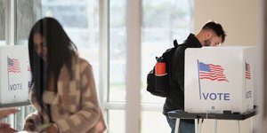 δημοκρατικοί