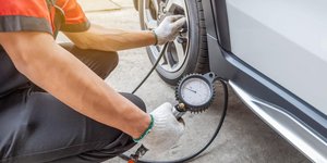 Έλεγχος πίεσης ελαστικών 