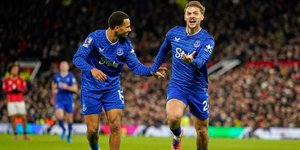 «Χαστούκι» της Έβερτον στην Μάντσεστερ Γιουνάιτεντ στο Ολντ Τράφορντ 