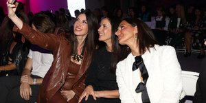 Άντζελα Ευρυπίδη, Εύη Αδάμ, Νόνη Δούνια