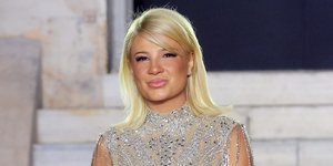 Η Φαίη Σκορδά στην πασαρέλα