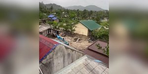 Ο υπερτυφώνας Φουνγκ-γουόνγ σφυροκοπά τις Φιλιππίνες