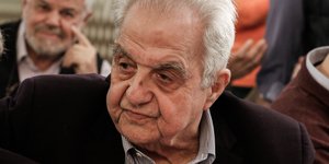 Ο Αλέκος Φλαμπουράρης