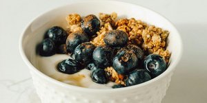 Η τροφή - έκπληξη που καίει το κοιλιακό λίπος μετά τα 50 – Και κοστίζει ελάχιστα