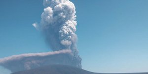 Ηφαίστειο «ξύπνησε» μετά από 10.000 χρόνια στην Αιθιοπία, εκτινάσσοντας τέφρα σε ύψος 18 χιλιομέτρων 