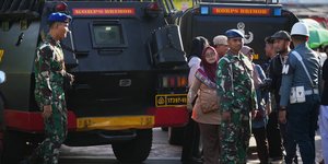 Μαθητής φέρεται να ήταν ο δράστης των εκρήξεων στην Ινδονησία