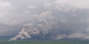 Έκρηξη του ηφαιστείου Σεμέρου στην Ινδονησία