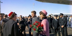 Ο Τζον και η Τζάκι Κένεντι λίγη ώρα πριν από την δολοφονία του