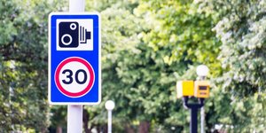 Ξηλώνουν τις κάμερες ταχύτητας έξω από σχολεία στον Καναδά