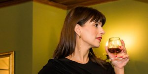 «Αληθινό στιλ σημαίνει να ξέρεις ποια είσαι» -Η Κατερίνα Γιαννακάκη μιλά για την εικόνα, τη γυναικεία δύναμη και τη λάμψη εκ των έσω