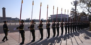 κινα στρατος