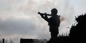  Οι ειδικές δυνάμεις της Ουκρανίας ανακοίνωσαν ότι έπληξαν αποθήκη πετρελαίου στην Κριμαία	