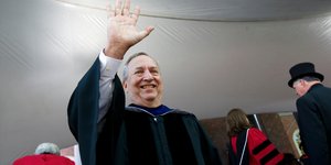 O πρώην ΥΠ ΟΙΚ των ΗΠΑ και πρώην πρόεδρος του Χάρβαρντ, Λάρι Σάμερς