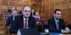 Ο Μακάριος Λαζαρίδης στην εξεταστική για τον ΟΠΕΚΕΠΕ