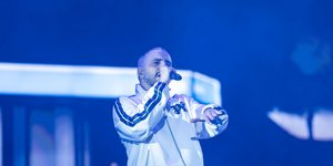 Ο ΛΕΞ στη σκηνή 